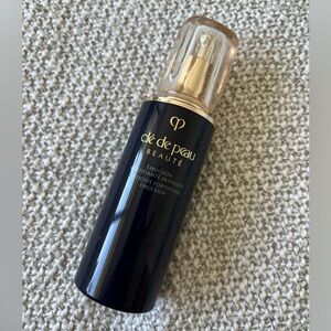 Cle De Peau Emulsion Fortifiante Intensive